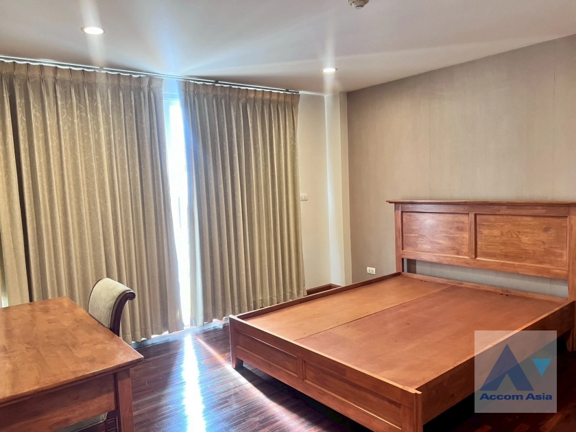 10  3 br Apartment for rent and sale in Ploenchit ,Bangkok BTS Ploenchit at Classic Elegance Residence AA26589