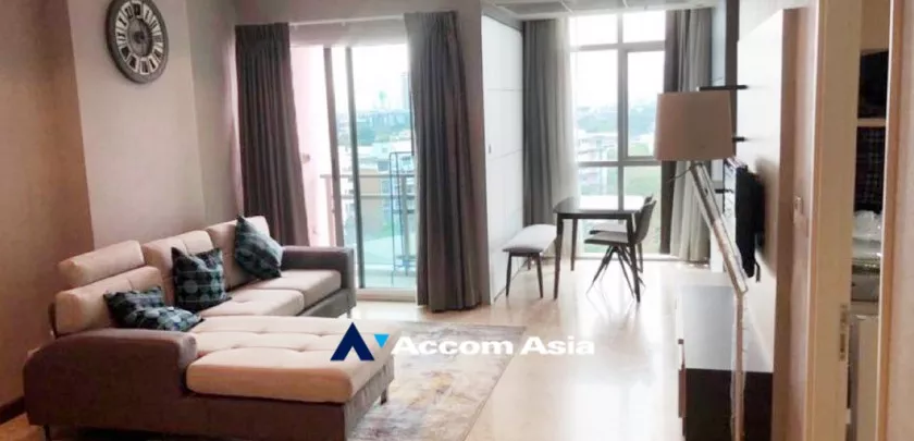  1 Bedroom  Condominium For Sale in Sukhumvit, Bangkok  near BTS Ekkamai (AA26594)
