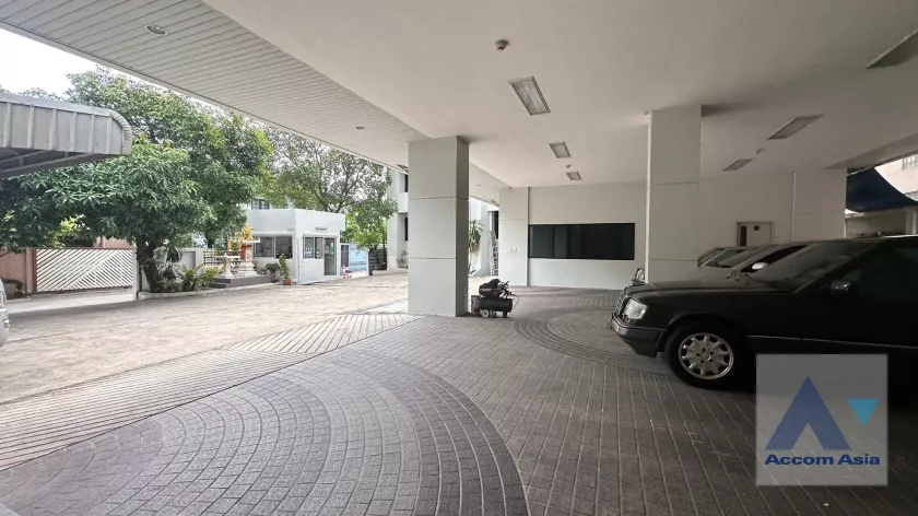 49  Studio Building For Sale in Sukhumvit ,Bangkok BTS Phra khanong AA26619
