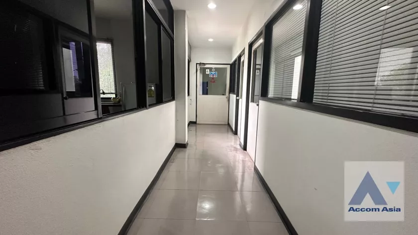 42  Studio Building For Sale in Sukhumvit ,Bangkok BTS Phra khanong AA26619