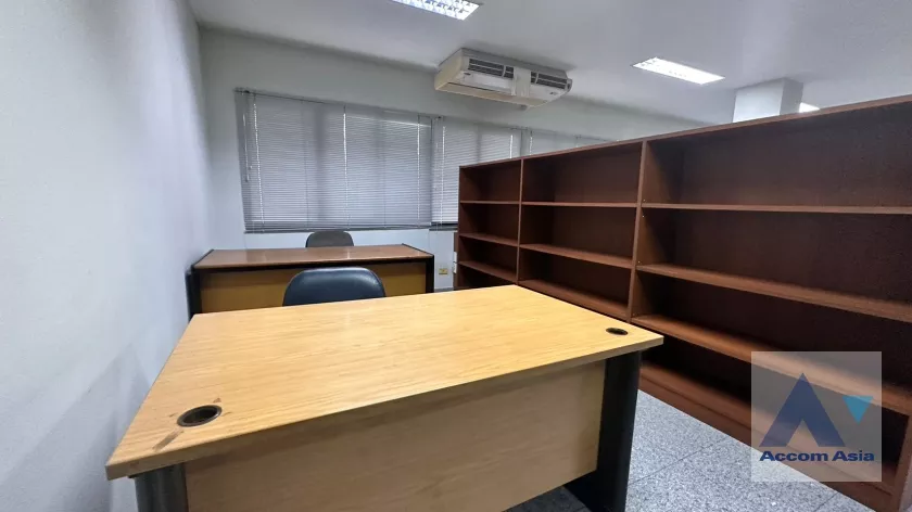 13  Studio Building For Sale in Sukhumvit ,Bangkok BTS Phra khanong AA26619