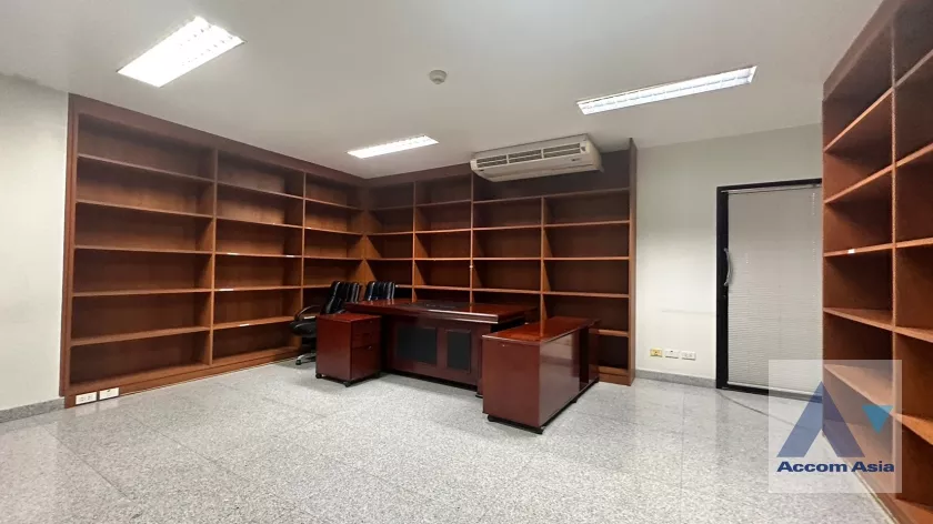 20  Studio Building For Sale in Sukhumvit ,Bangkok BTS Phra khanong AA26619