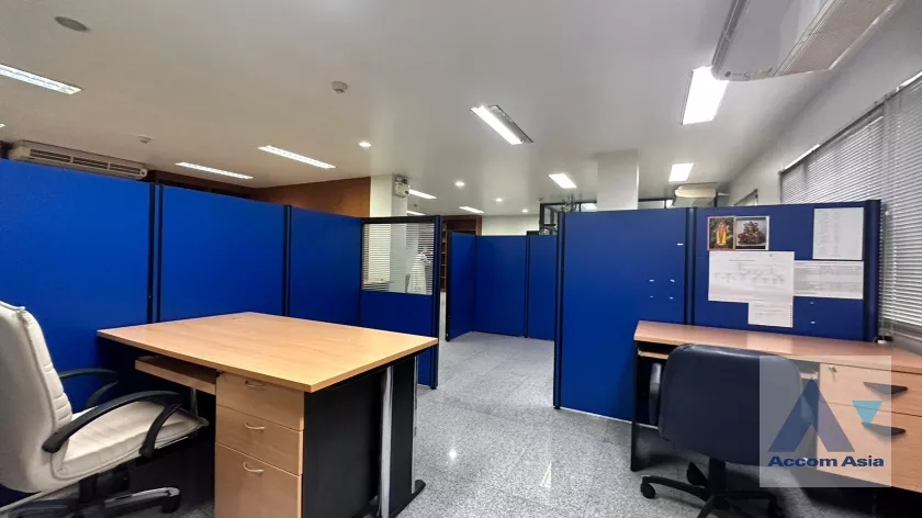 18  Studio Building For Sale in Sukhumvit ,Bangkok BTS Phra khanong AA26619