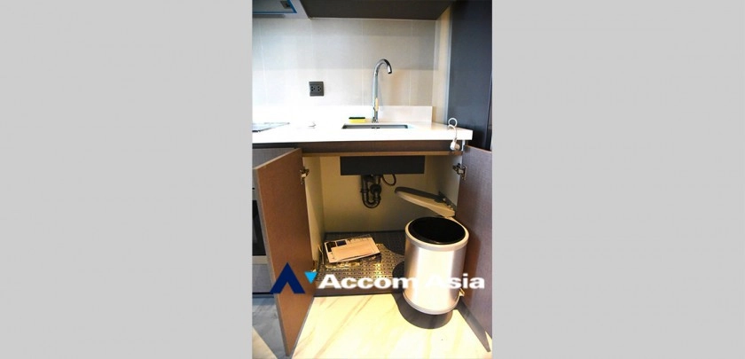 unit 1 Bedroom  Condominium For Rent in Sukhumvit, Bangkok  near BTS Ekkamai (AA26632)