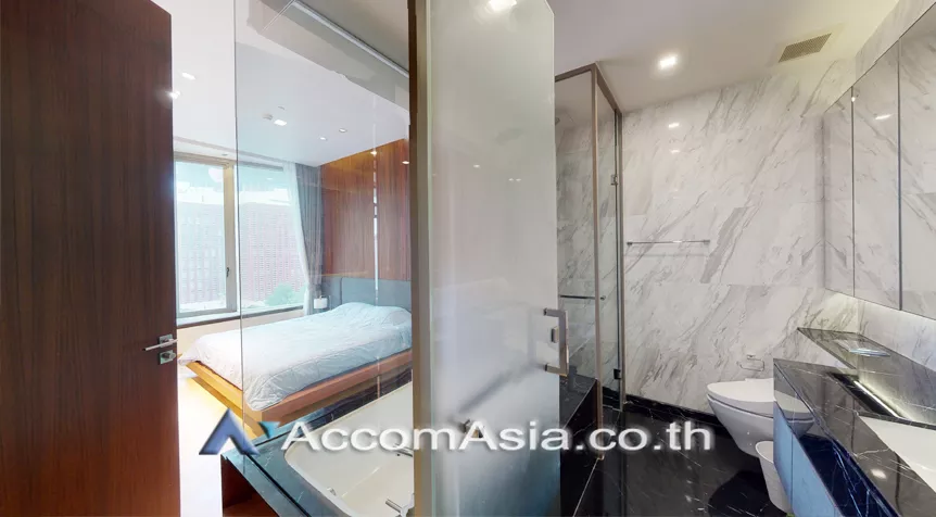 7  1 br Condominium for rent and sale in Silom ,Bangkok MRT Lumphini at Saladaeng One AA26637