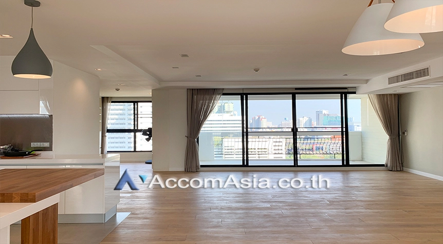 unitHuge Terrace, Pet friendly |  3 Bedrooms  Condominium For Rent in Sukhumvit, Bangkok  near MRT Phetchaburi - BTS Phrom Phong (AA26638)