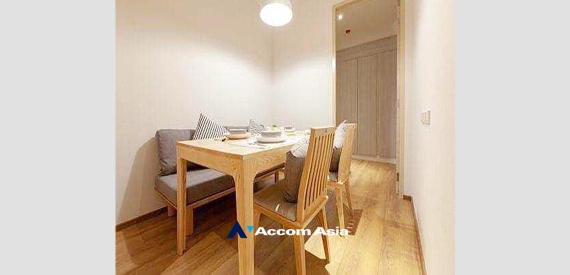 unitPark Origin Phrom Phong Condominium