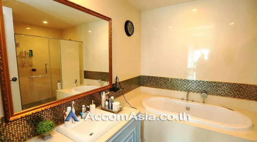 6  2 br Condominium For Sale in Sukhumvit ,Bangkok BTS Phrom Phong at The Madison AA26680