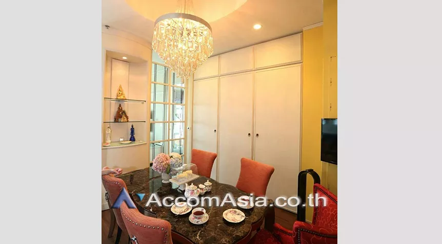 8  2 br Condominium For Sale in Sukhumvit ,Bangkok BTS Phrom Phong at The Madison AA26680