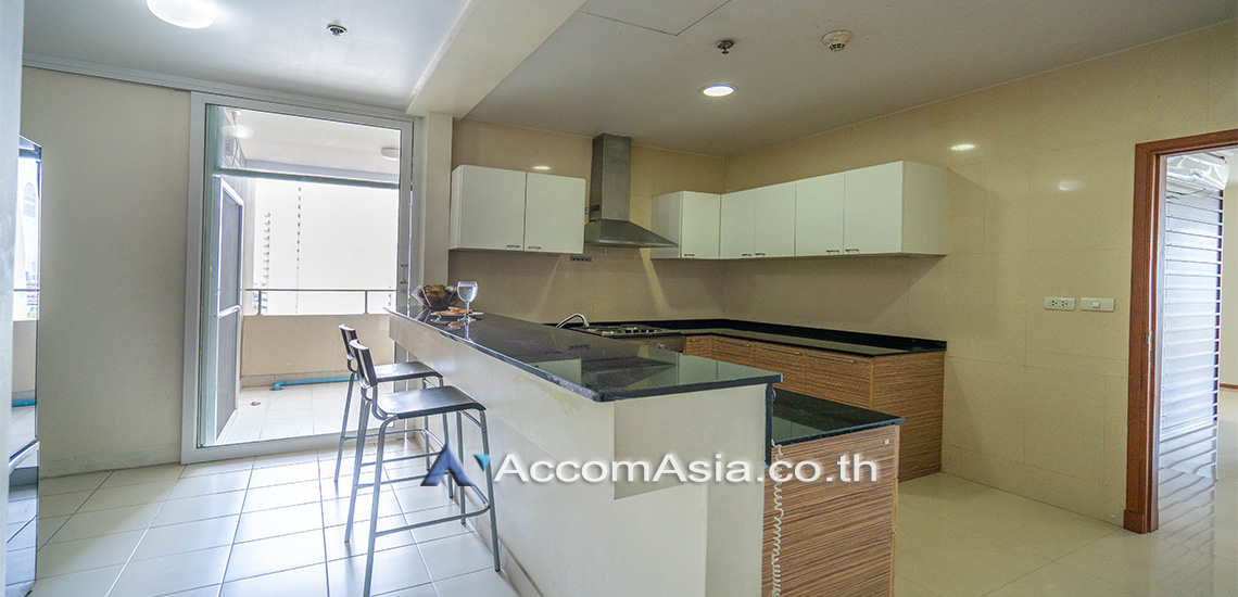 6  3 br Apartment For Rent in Sukhumvit ,Bangkok BTS Phrom Phong at Fully Furnished Suites AA26684