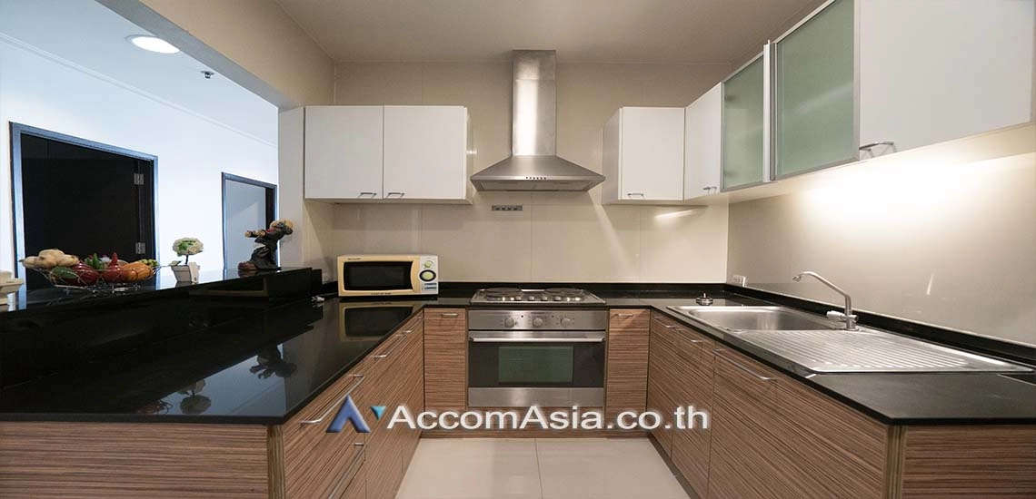 4  2 br Apartment For Rent in Sukhumvit ,Bangkok BTS Phrom Phong at Fully Furnished Suites AA26688