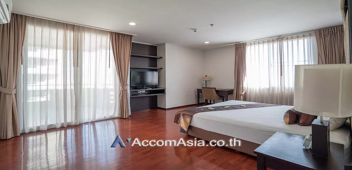 5  2 br Apartment For Rent in Sukhumvit ,Bangkok BTS Phrom Phong at Fully Furnished Suites AA26688