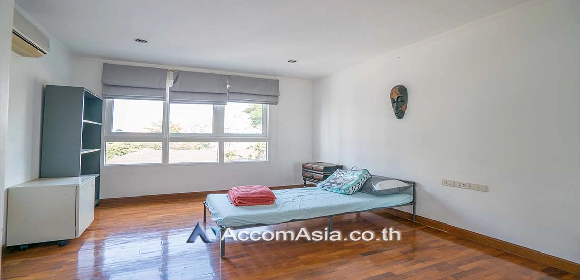 5  3 br Condominium For Sale in Sukhumvit ,Bangkok BTS Nana at Baan Siri Sukhumvit 13 AA26690