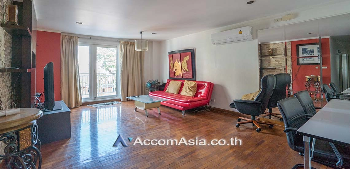 Baan Siri Sukhumvit 13 Condominium  3 Bedroom for Sale BTS Nana in Sukhumvit Bangkok