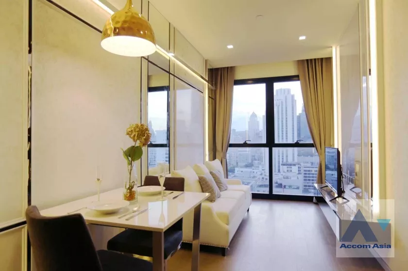  1 Bedroom  Condominium For Rent & Sale in Sukhumvit, Bangkok  near BTS Asok - MRT Sukhumvit (AA26711)