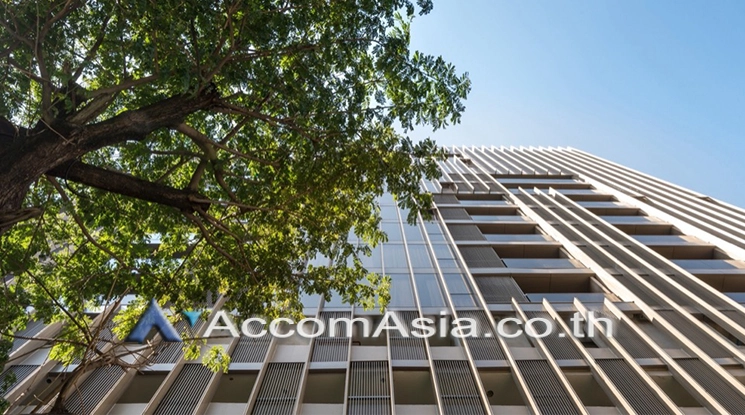 Duplex Condo, Pet friendly |  Modern Apartment Apartment  4 Bedroom for Rent   in Sukhumvit Bangkok