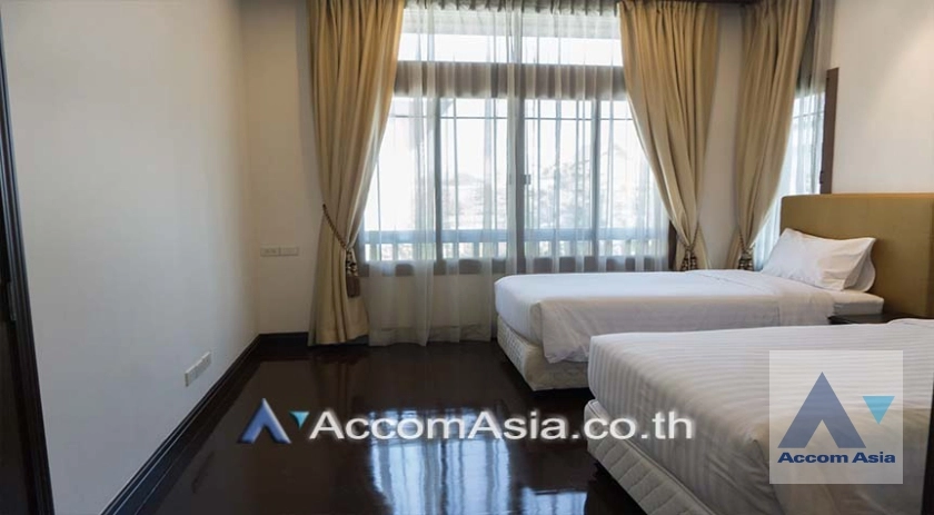 7  4 br House For Rent in Sathorn ,Bangkok BRT Thanon Chan - BTS Saint Louis at Exclusive Resort Style Home  AA26725
