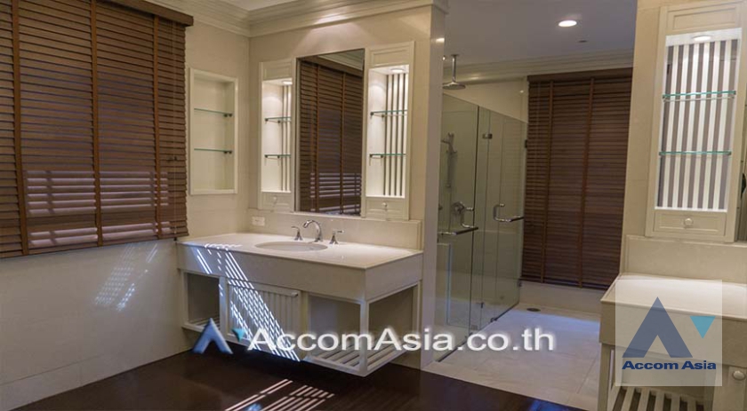 8  4 br House For Rent in Sathorn ,Bangkok BRT Thanon Chan - BTS Saint Louis at Exclusive Resort Style Home  AA26725