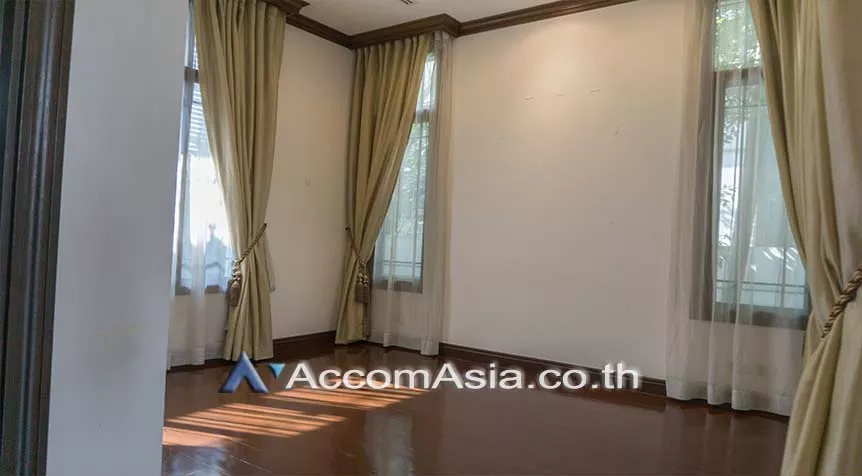 5  4 br House For Rent in Sathorn ,Bangkok BRT Thanon Chan - BTS Saint Louis at Exclusive Resort Style Home  AA26726