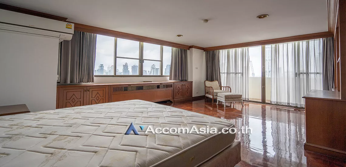 7  3 br Apartment For Rent in Sukhumvit ,Bangkok BTS Phrom Phong at Pet friendly - High rise Apartment AA26728