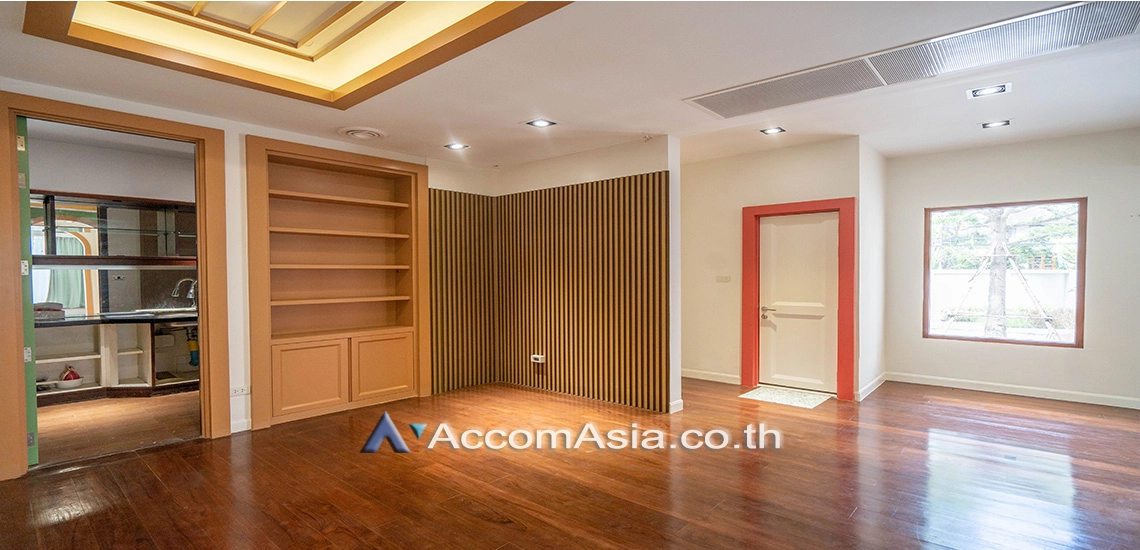 13  2 br House For Rent in Sukhumvit ,Bangkok BTS Phrom Phong AA26736