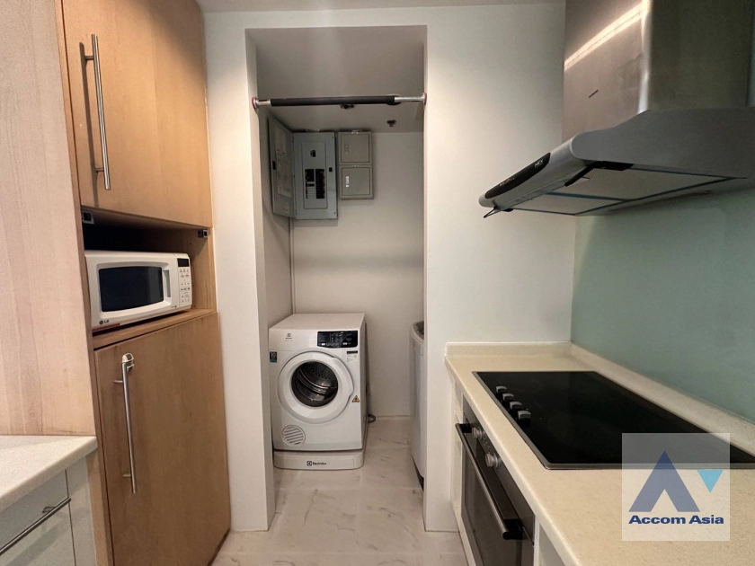 14  3 br Condominium for rent and sale in Silom ,Bangkok BTS Sala Daeng - MRT Silom at The Legend Saladaeng AA26739