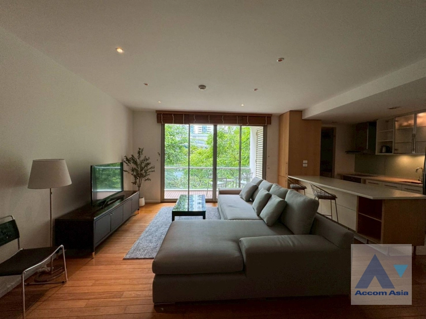 6  3 br Condominium for rent and sale in Silom ,Bangkok BTS Sala Daeng - MRT Silom at The Legend Saladaeng AA26739