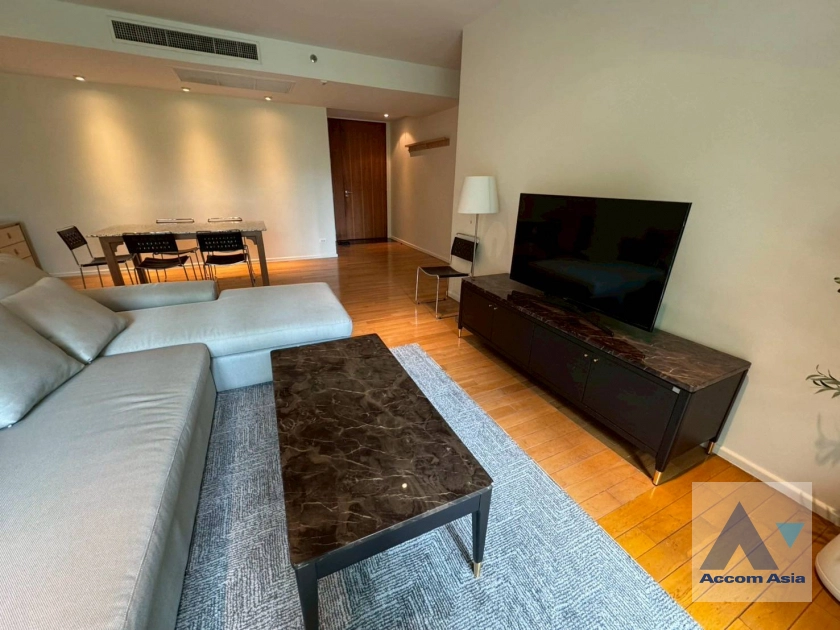 7  3 br Condominium for rent and sale in Silom ,Bangkok BTS Sala Daeng - MRT Silom at The Legend Saladaeng AA26739