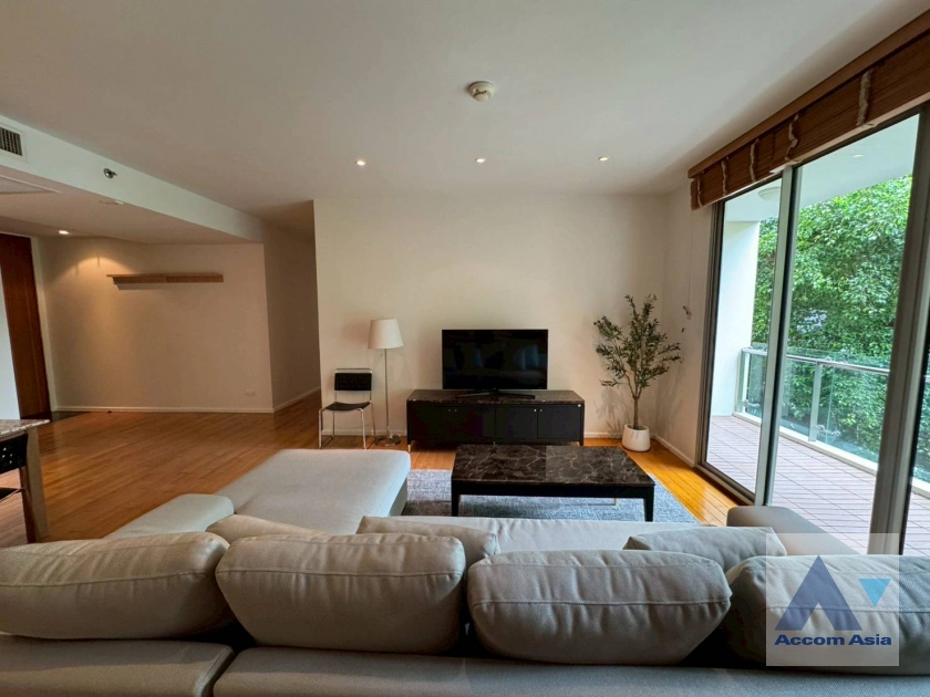 5  3 br Condominium for rent and sale in Silom ,Bangkok BTS Sala Daeng - MRT Silom at The Legend Saladaeng AA26739