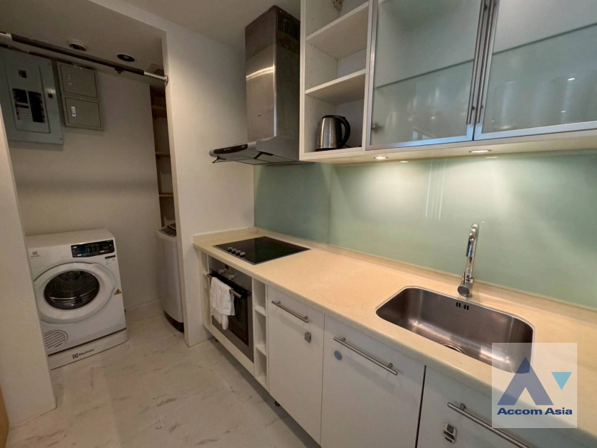 15  3 br Condominium for rent and sale in Silom ,Bangkok BTS Sala Daeng - MRT Silom at The Legend Saladaeng AA26739