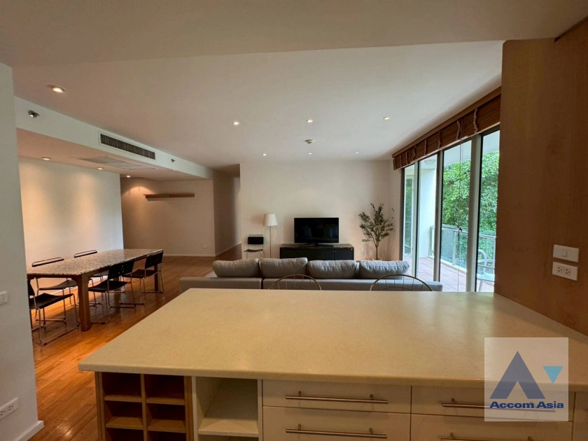 10  3 br Condominium for rent and sale in Silom ,Bangkok BTS Sala Daeng - MRT Silom at The Legend Saladaeng AA26739