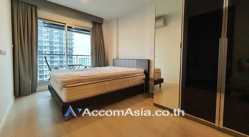  1 Bedroom  Condominium For Sale in Sathorn, Bangkok  near BTS Chong Nonsi - BRT Sathorn (AA26744)