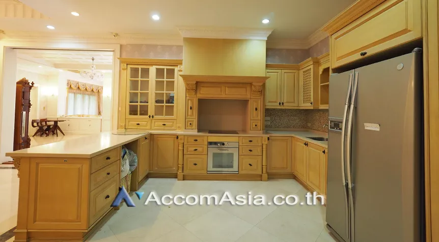 4  4 br House For Sale in Rama 3 ,Bangkok BTS Surasak - BRT Charoenrat at House  in Compound AA26745