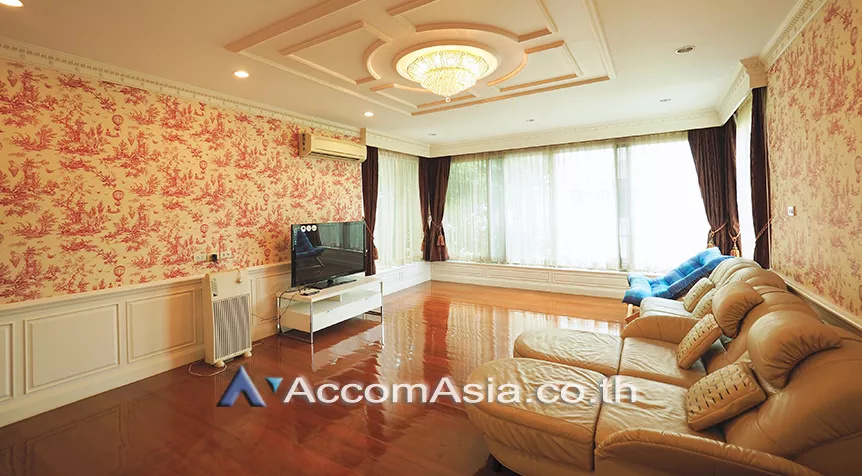 7  4 br House For Sale in Rama 3 ,Bangkok BTS Surasak - BRT Charoenrat at House  in Compound AA26745