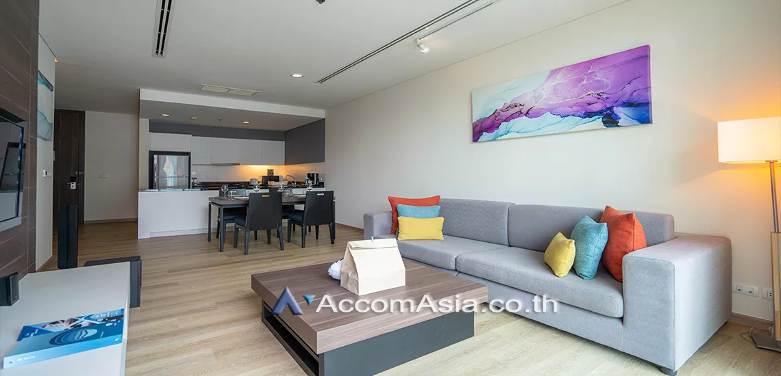unit 2 Bedrooms  Apartment For Rent in Sukhumvit, Bangkok  near BTS Ploenchit (AA26747)