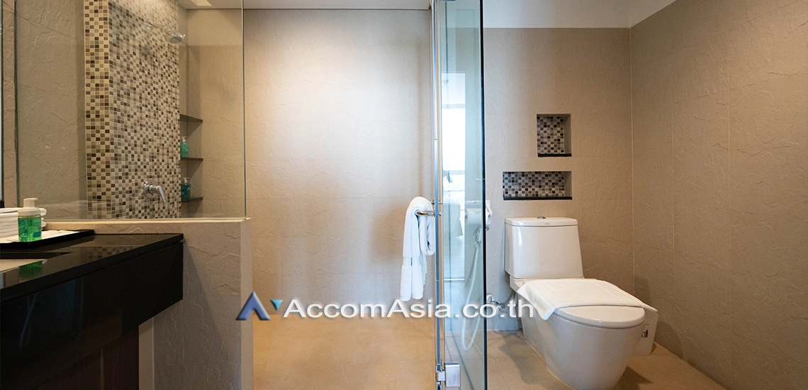 8  3 br Apartment For Rent in Sukhumvit ,Bangkok BTS Ploenchit at Brand New Apartment AA26748