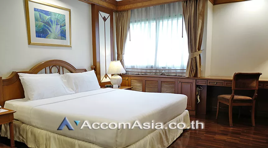 unit 1 Bedroom  Apartment For Rent in Ploenchit, Bangkok  near BTS Ploenchit (AA26759)