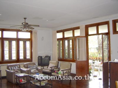 4  4 br House for rent and sale in Sukhumvit ,Bangkok BTS Ekkamai 94130