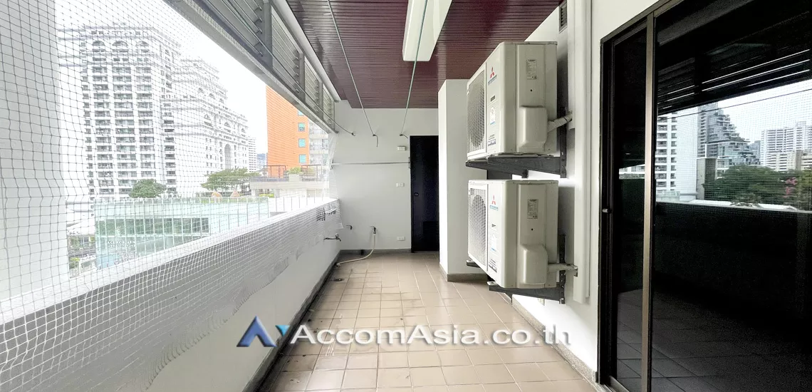 unitPet friendly |  3 Bedrooms  Apartment For Rent in Sukhumvit, Bangkok  near BTS Phrom Phong (AA26796)
