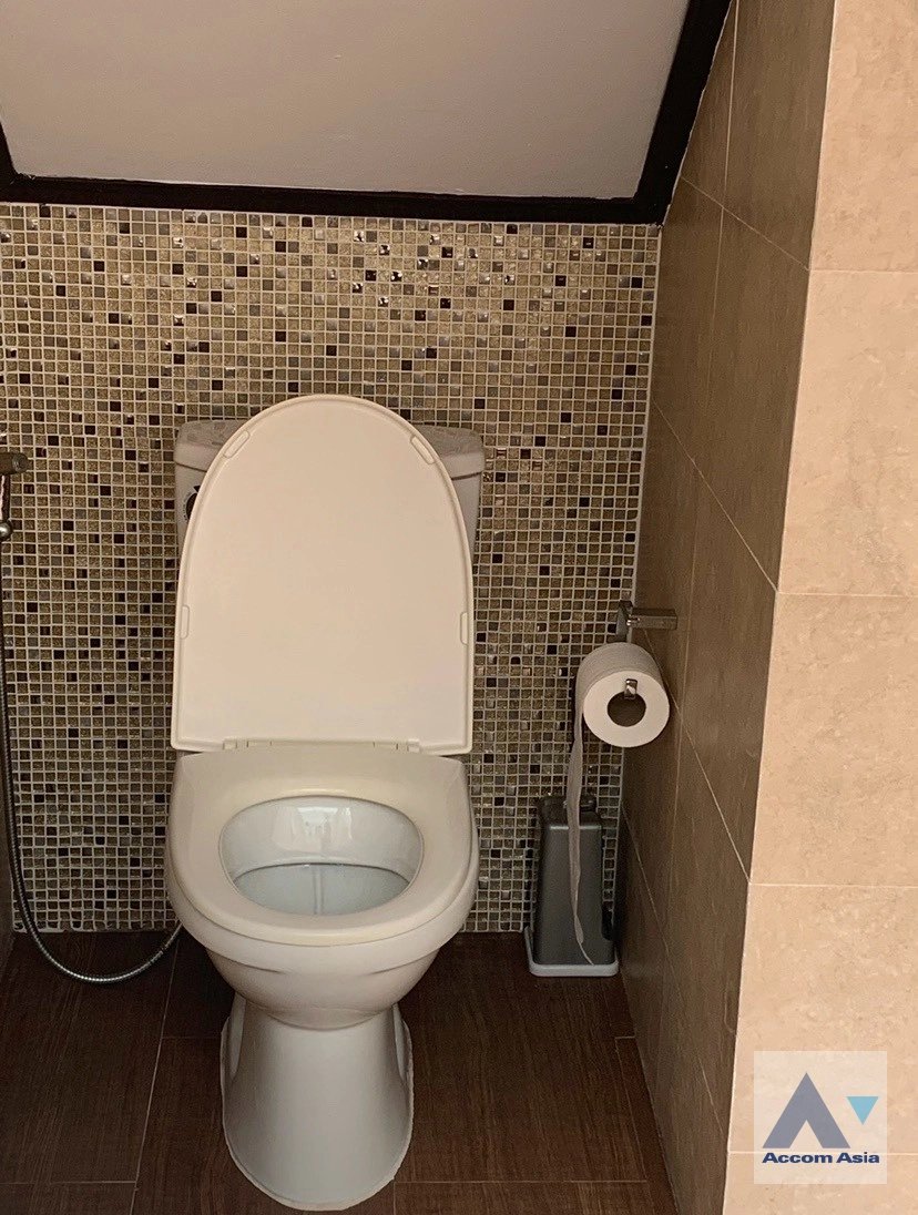 19  3 br House for rent and sale in Pattanakarn ,Bangkok BTS On Nut at Panya Pattanakarn Village AA26814