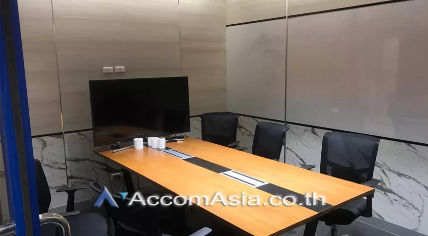  1  Office Space For Rent in Ploenchit ,Bangkok BTS Ploenchit at Athenee Tower AA26826