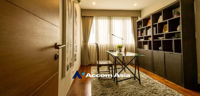 3 Bedrooms  Condominium For Rent & Sale in Sathorn, Bangkok  near BRT Technic Krungthep (AA26837)