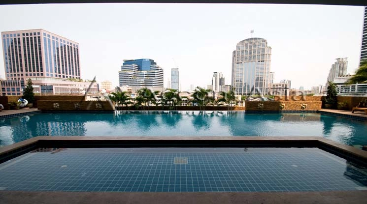 Pet friendly |  3 Bedrooms  Apartment For Rent in Sukhumvit, Bangkok  near BTS Phrom Phong (AA26838)