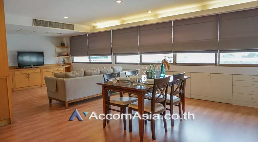  2 Bedrooms  Apartment For Rent in Ploenchit, Bangkok  near BTS Ratchadamri (AA26844)