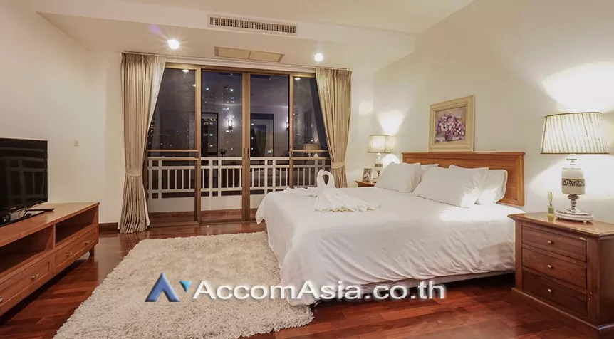  1  2 br Apartment for rent and sale in Sathorn ,Bangkok BRT Thanon Chan at Spacious Residence Situated on Chan Road AA26845