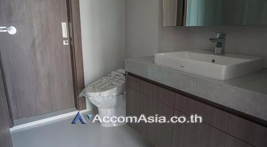 unit 2 Bedrooms  Condominium For Rent in Sukhumvit, Bangkok  near BTS Nana (AA26854)