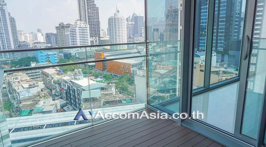 unitQ One Sukhumvit Condominium