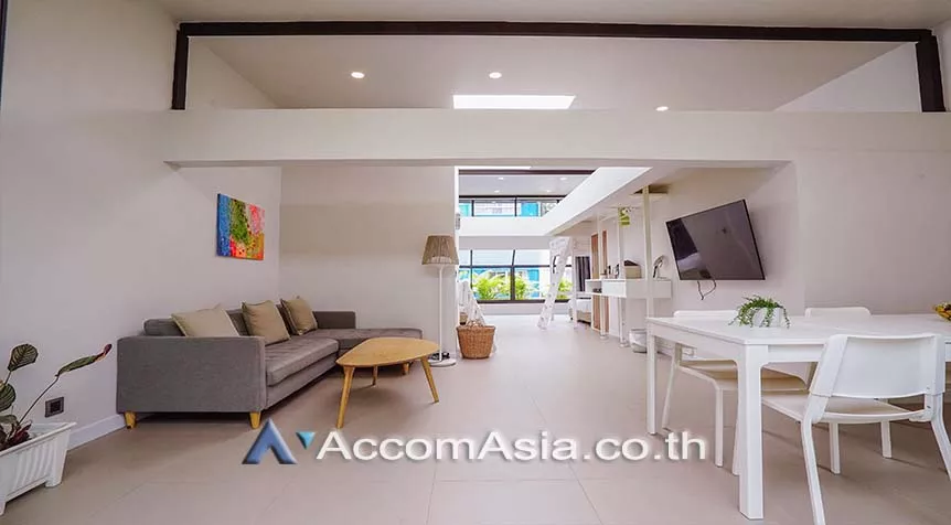  1  4 br Townhouse For Rent in sukhumvit ,Bangkok BTS Phrom Phong AA26874
