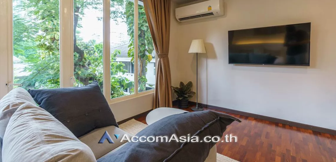 13  4 br Townhouse For Rent in sukhumvit ,Bangkok BTS Phrom Phong AA26874