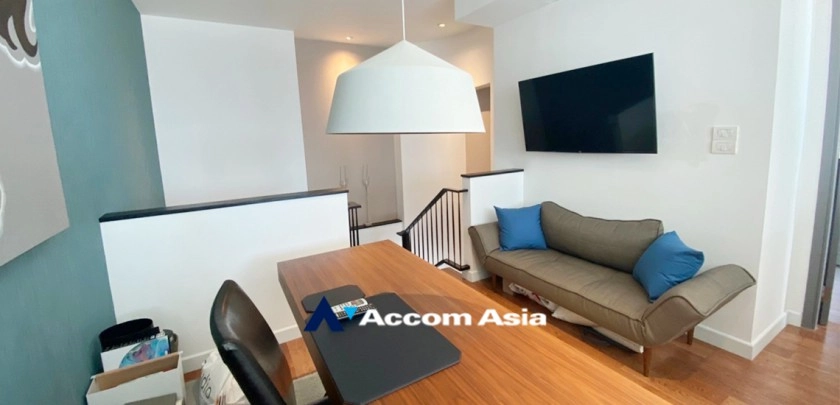 6  2 br Condominium For Sale in Sathorn ,Bangkok BTS Chong Nonsi - BRT Sathorn at The Empire Place AA26881